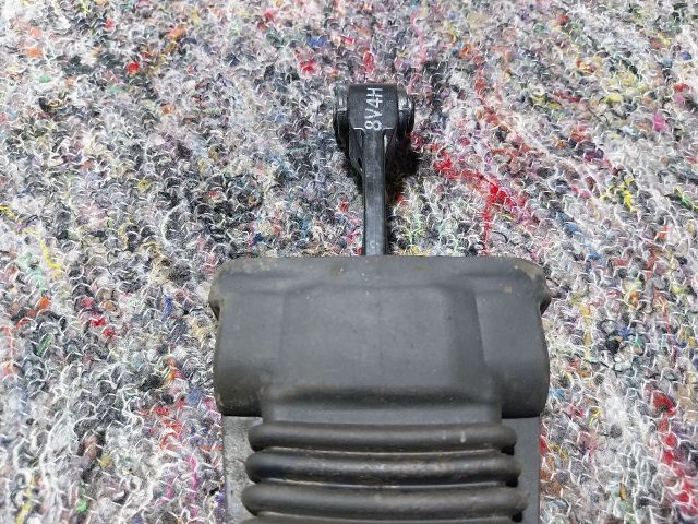 bontott AUDI A3 Bal hátsó Ajtóhatároló