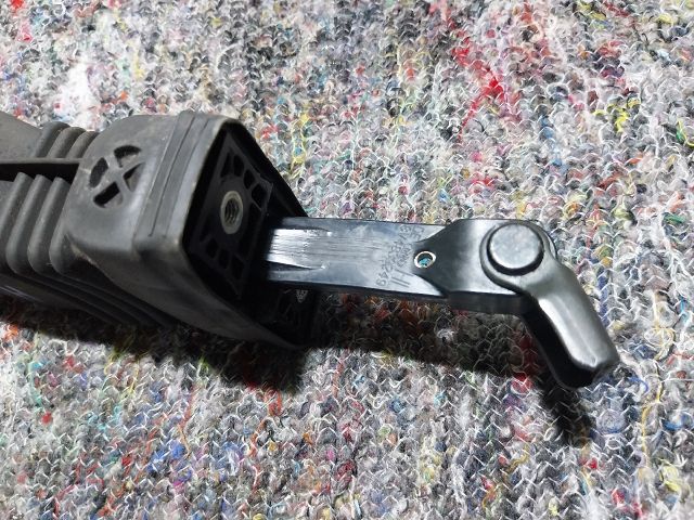 bontott AUDI A3 Bal hátsó Ajtóhatároló