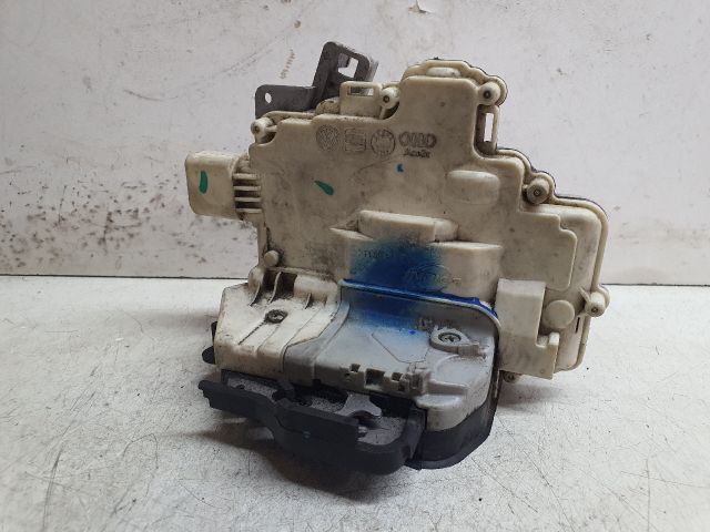 bontott AUDI A3 Bal hátsó Ajtózár