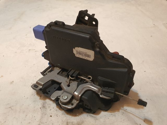 bontott AUDI A3 Bal hátsó Ajtózár