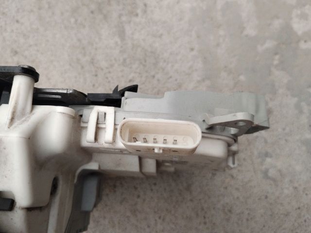 bontott AUDI A3 Bal hátsó Ajtózár