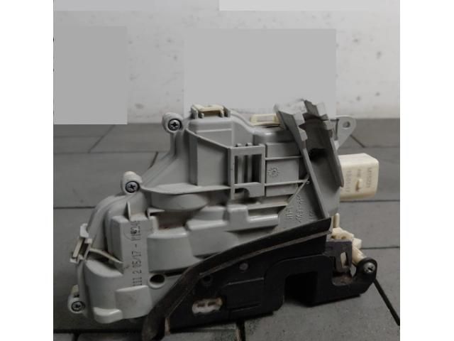 bontott AUDI A3 Bal hátsó Ajtózár