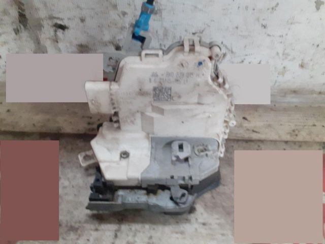 bontott AUDI A3 Bal hátsó Ajtózár