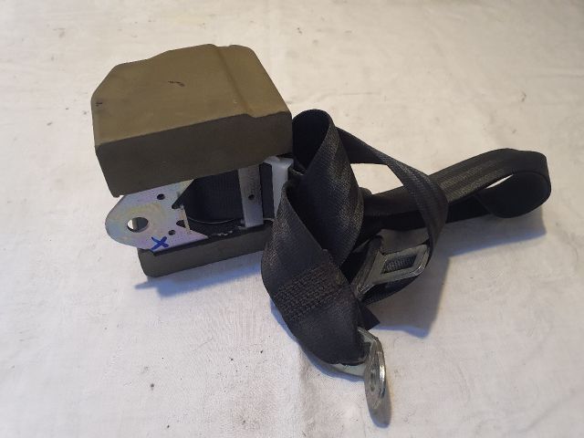 bontott AUDI A3 Bal hátsó Biztonsági Öv