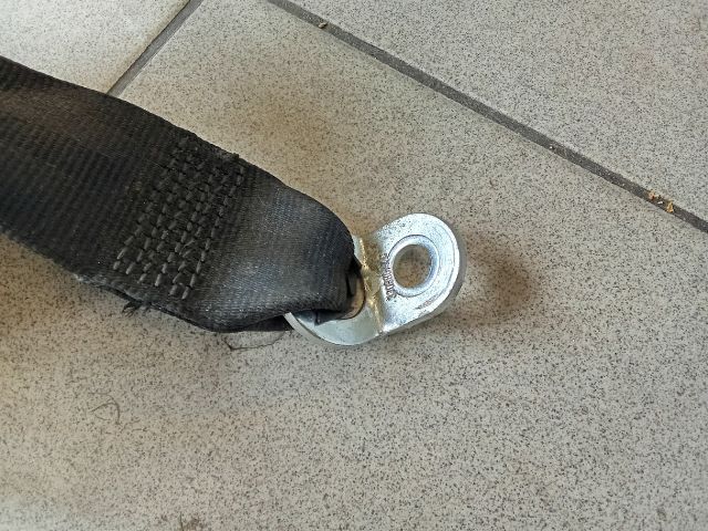 bontott AUDI A3 Bal hátsó Biztonsági Öv