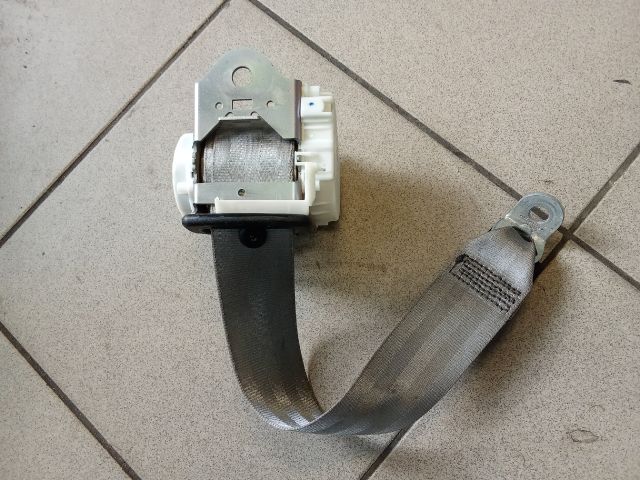 bontott AUDI A3 Bal hátsó Biztonsági Öv