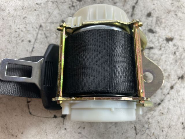 bontott AUDI A3 Bal hátsó Biztonsági Öv