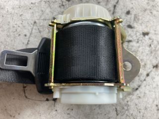 bontott AUDI A3 Bal hátsó Biztonsági Öv