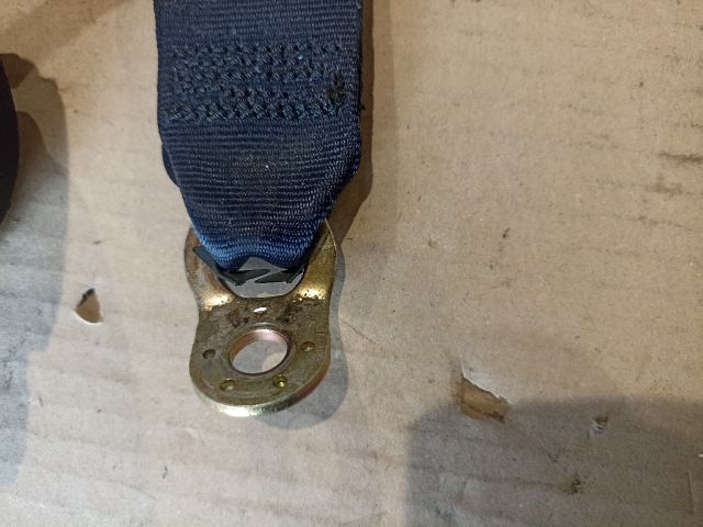 bontott AUDI A3 Bal hátsó Biztonsági Öv