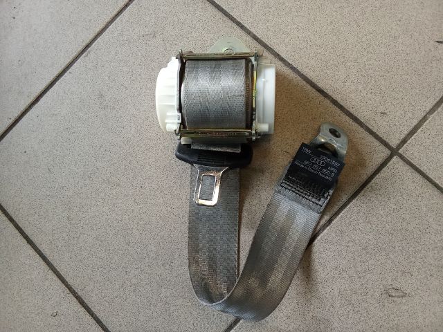 bontott AUDI A3 Bal hátsó Biztonsági Öv