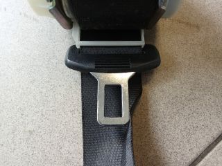 bontott AUDI A3 Bal hátsó Biztonsági Öv