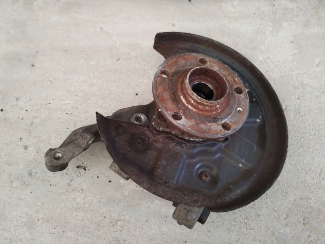 bontott AUDI A3 Bal hátsó Csonkállvány Kerékaggyal