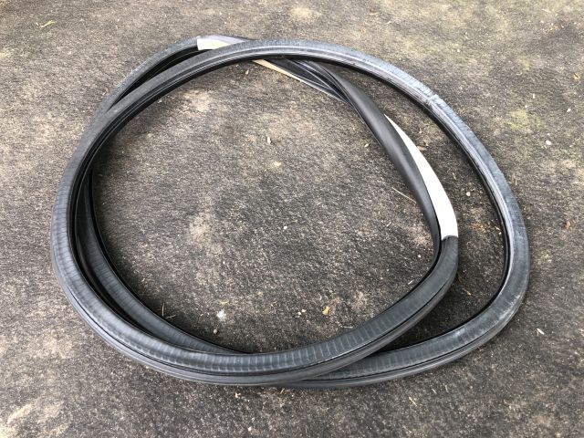 bontott AUDI A3 Bal hátsó Gumikéder