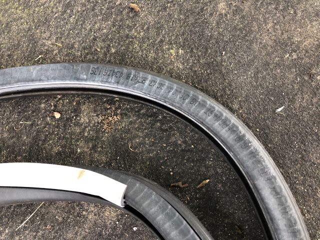 bontott AUDI A3 Bal hátsó Gumikéder