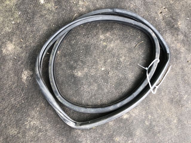 bontott AUDI A3 Bal hátsó Gumikéder