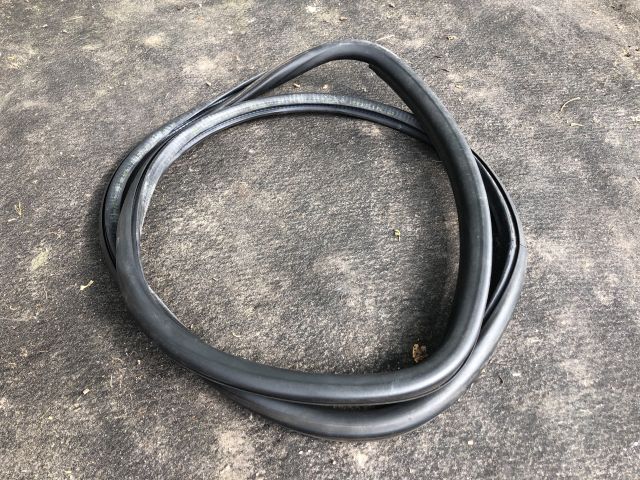 bontott AUDI A3 Bal hátsó Gumikéder