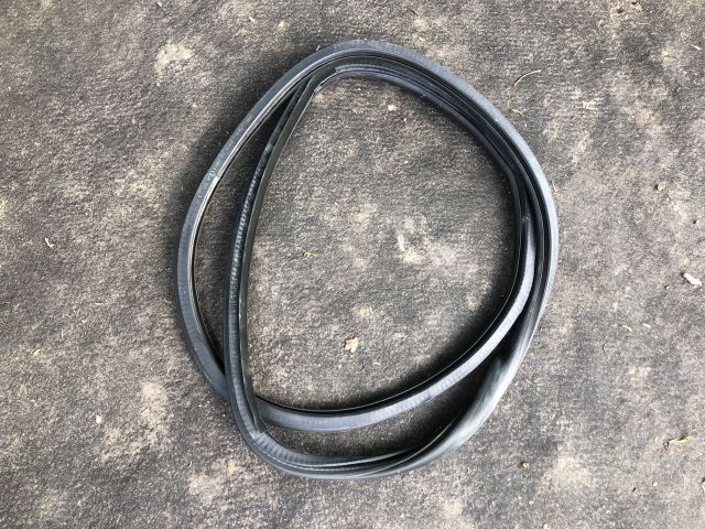 bontott AUDI A3 Bal hátsó Gumikéder