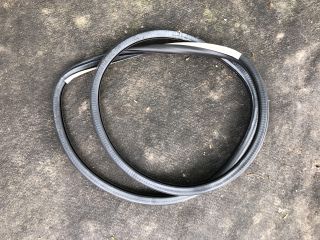 bontott AUDI A3 Bal hátsó Gumikéder