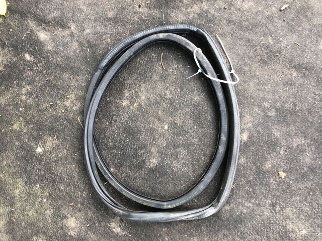 bontott AUDI A3 Bal hátsó Gumikéder