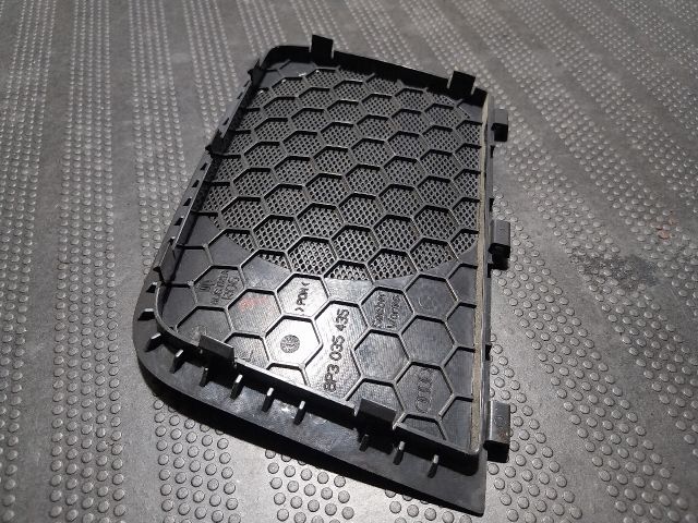 bontott AUDI A3 Bal hátsó Hangszóró Burkolat