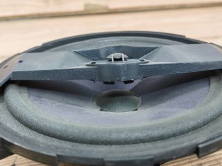 bontott AUDI A3 Bal hátsó Hangszóró