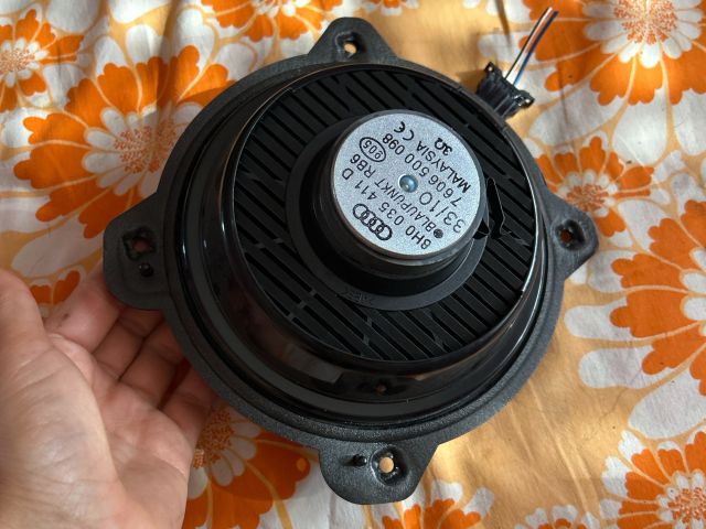 bontott AUDI A3 Bal hátsó Hangszóró