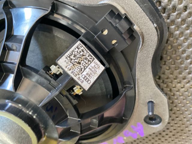 bontott AUDI A3 Bal hátsó Hangszóró