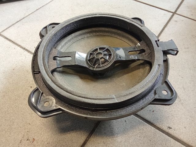 bontott AUDI A3 Bal hátsó Hangszóró