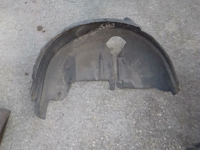 bontott AUDI A3 Bal hátsó Hátsó Dobbetét (Kerékjárati, Műanyag)