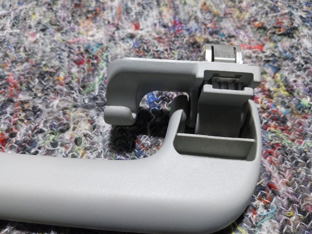 bontott AUDI A3 Bal hátsó Kapaszkodó (Felső)