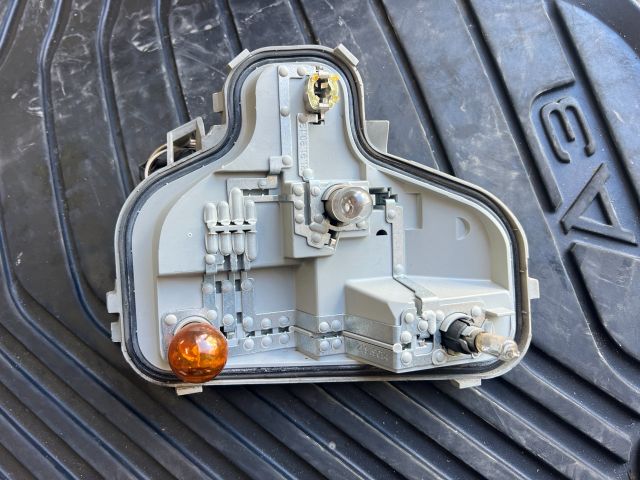 bontott AUDI A3 Bal Hátsó Lámpa Foglalat