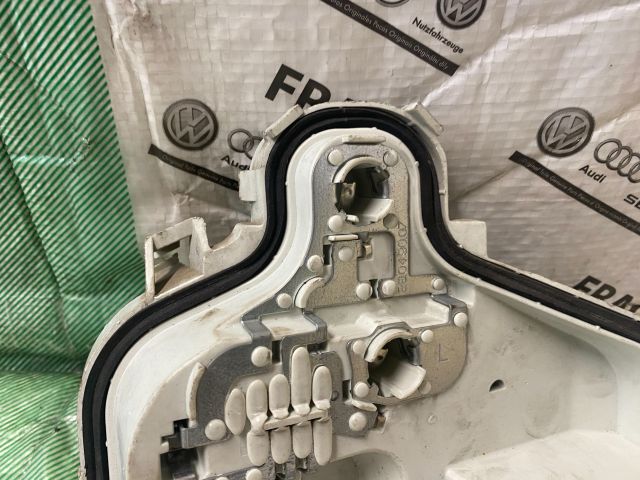 bontott AUDI A3 Bal Hátsó Lámpa Foglalat