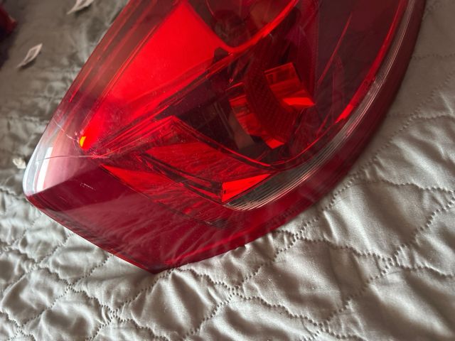 bontott AUDI A3 Bal Hátsó Lámpa