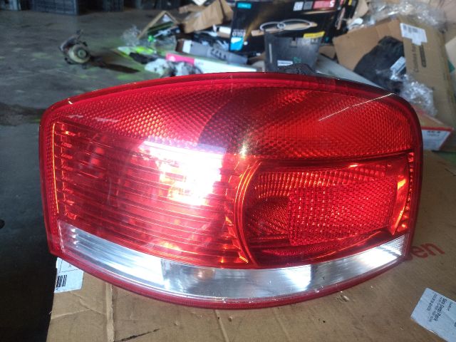 bontott AUDI A3 Bal Hátsó Lámpa