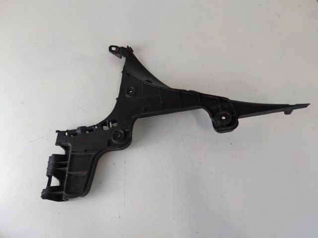 bontott AUDI A3 Bal hátsó Lökhárító Tartó (Műanyag)