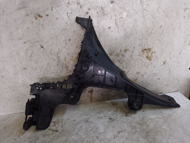 bontott AUDI A3 Bal hátsó Lökhárító Tartó (Műanyag)