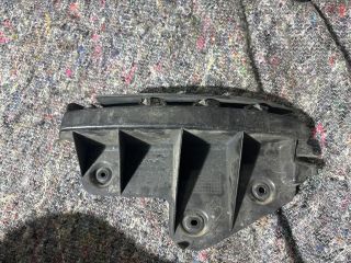 bontott AUDI A3 Bal hátsó Lökhárító Tartó (Műanyag)