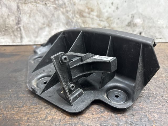 bontott AUDI A3 Bal hátsó Lökhárító Tartó (Műanyag)