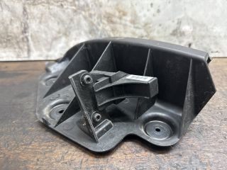 bontott AUDI A3 Bal hátsó Lökhárító Tartó (Műanyag)