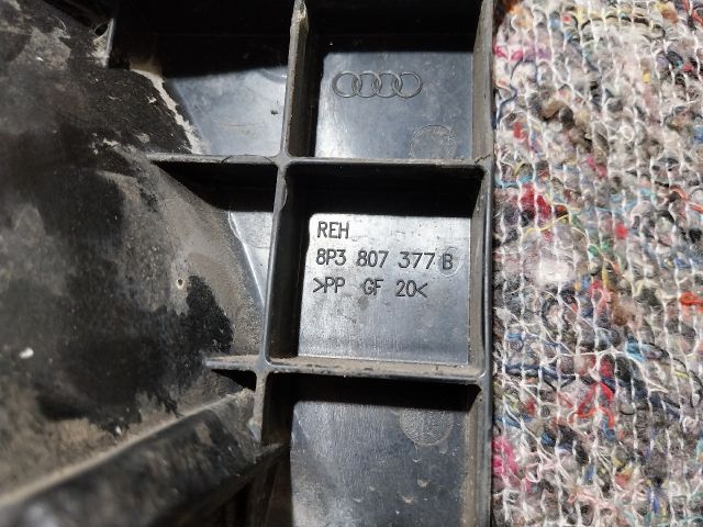 bontott AUDI A3 Bal hátsó Lökhárító Tartó (Műanyag)