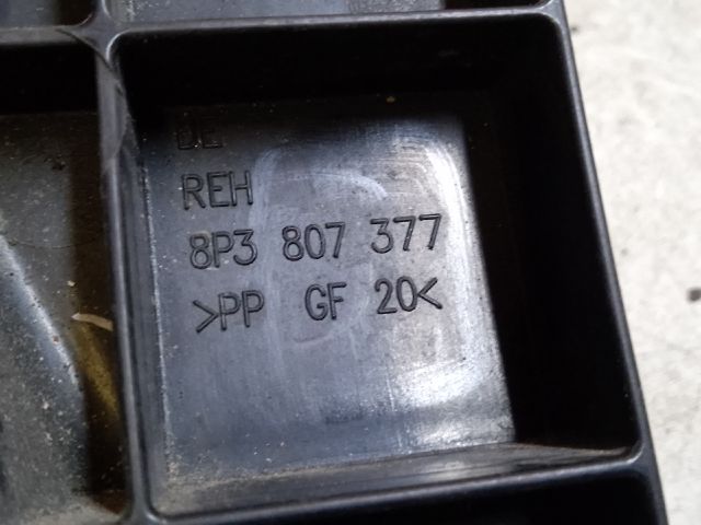 bontott AUDI A3 Bal hátsó Lökhárító Tartó (Műanyag)