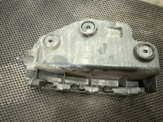 bontott AUDI A3 Bal hátsó Lökhárító Tartó (Műanyag)