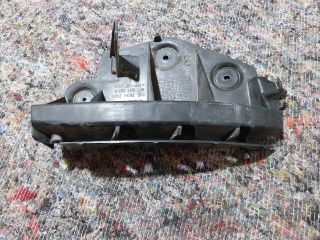 bontott AUDI A3 Bal hátsó Oldal Lökhárító Tartó (Műanyag)