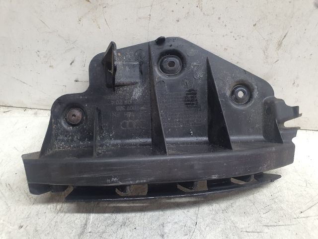 bontott AUDI A3 Bal hátsó Oldal Lökhárító Tartó (Műanyag)