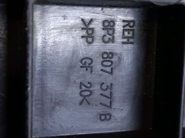 bontott AUDI A3 Bal hátsó Oldal Lökhárító Tartó (Műanyag)