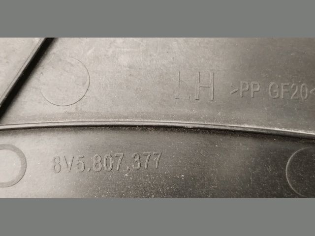 bontott AUDI A3 Bal hátsó Oldal Lökhárító Tartó (Műanyag)