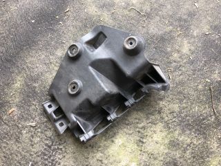 bontott AUDI A3 Bal hátsó Oldal Lökhárító Tartó (Műanyag)