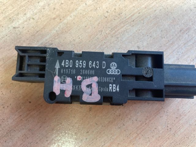 bontott AUDI A3 Bal hátsó Oldal Ütközés Érzékelő