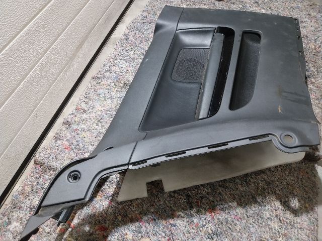 bontott AUDI A3 Bal hátsó Ülés melletti Kárpit