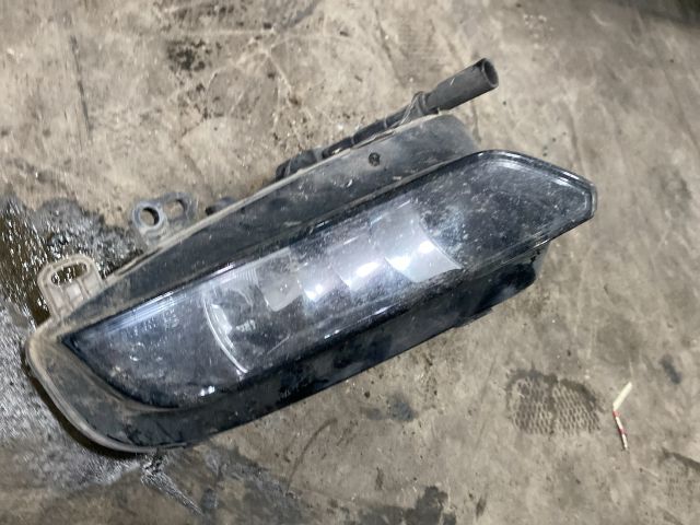 bontott AUDI A3 Bal Ködfényszóró